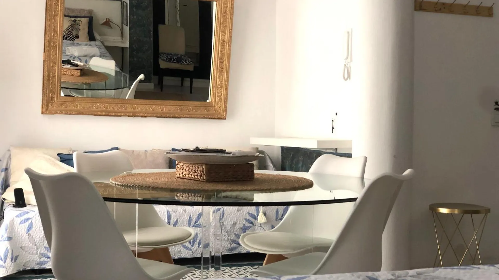 Apartament La Gitana Y El Rey Sol Malaga